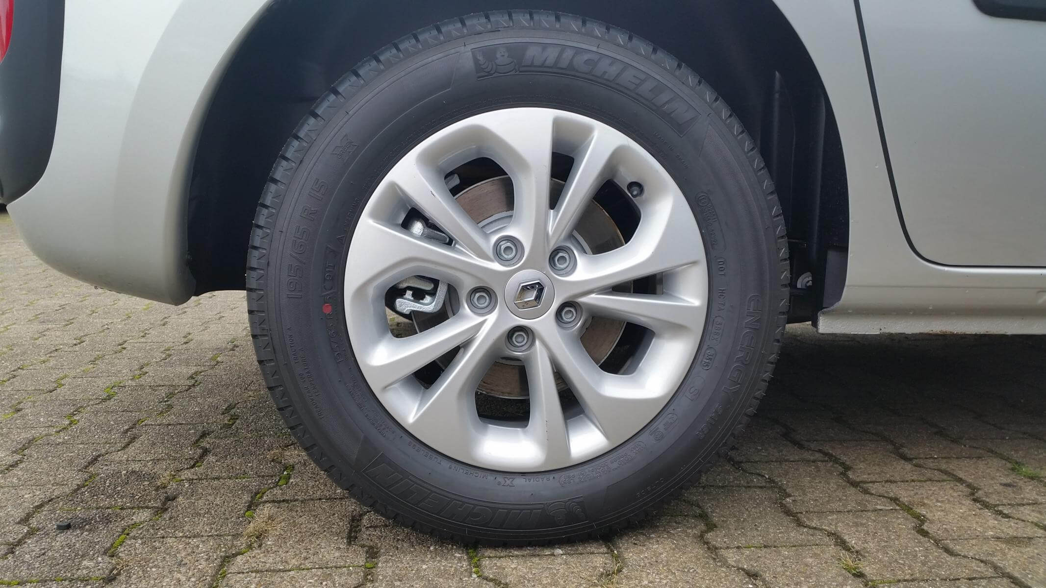 Renault Kangoo beim Vertragshändler / Autohaus renault kangoo haendler 7